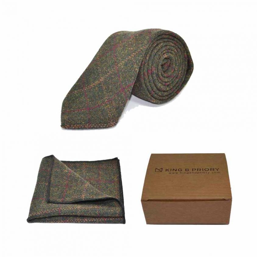 Heritage Check Moss Green Tie & Pocket Square Set | Boxed